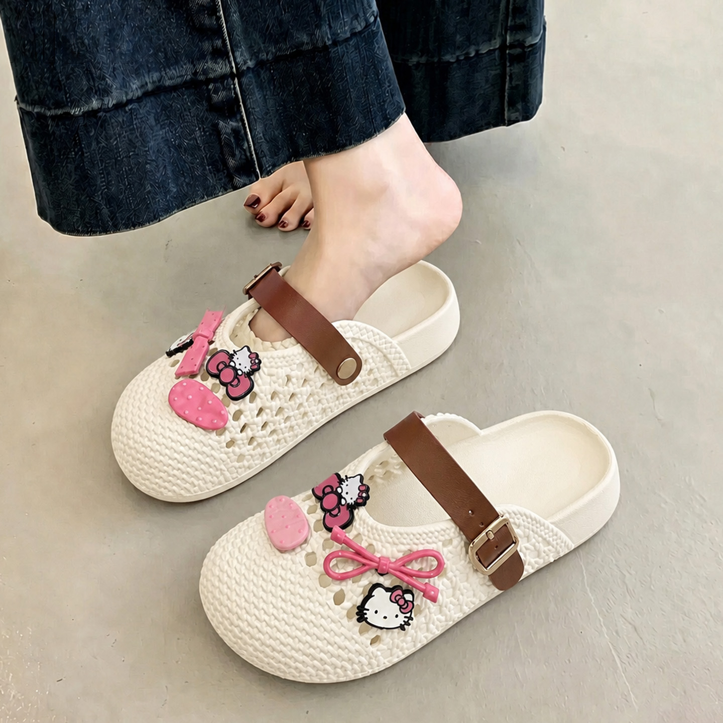 Letnie damskie klapki z wycięc – Water Shoes recenzja i cena